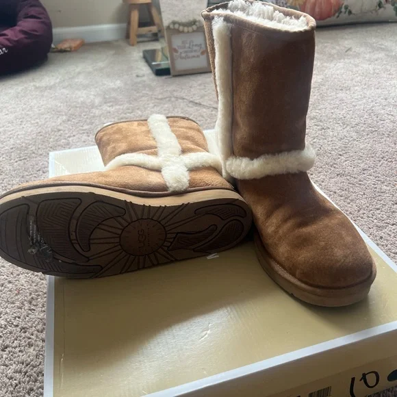 Cozy UGG Luv💞 - Picture 11 of 12